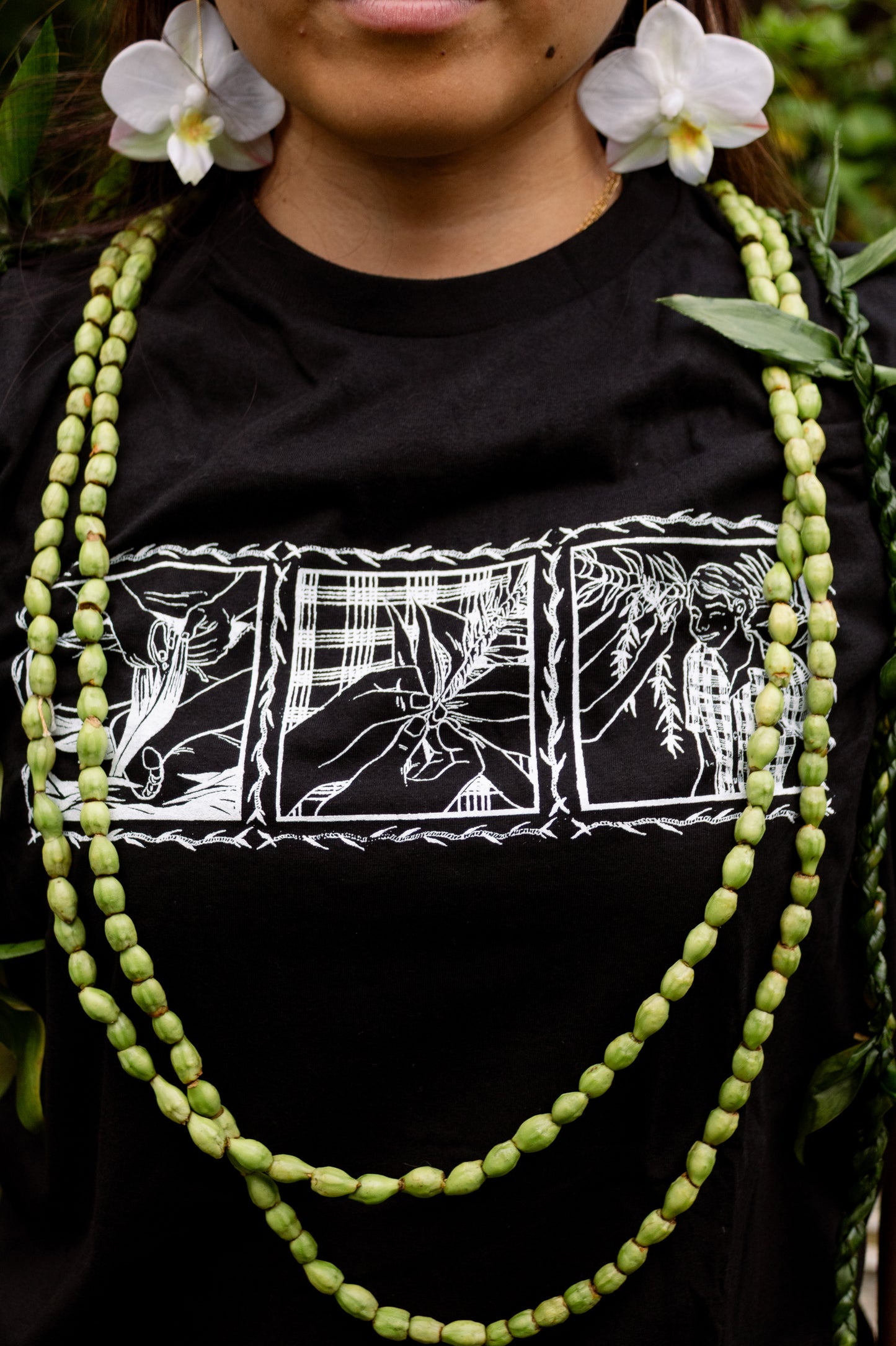 Lei of Love- Black Ti Leaf Crewneck Graphic Tee