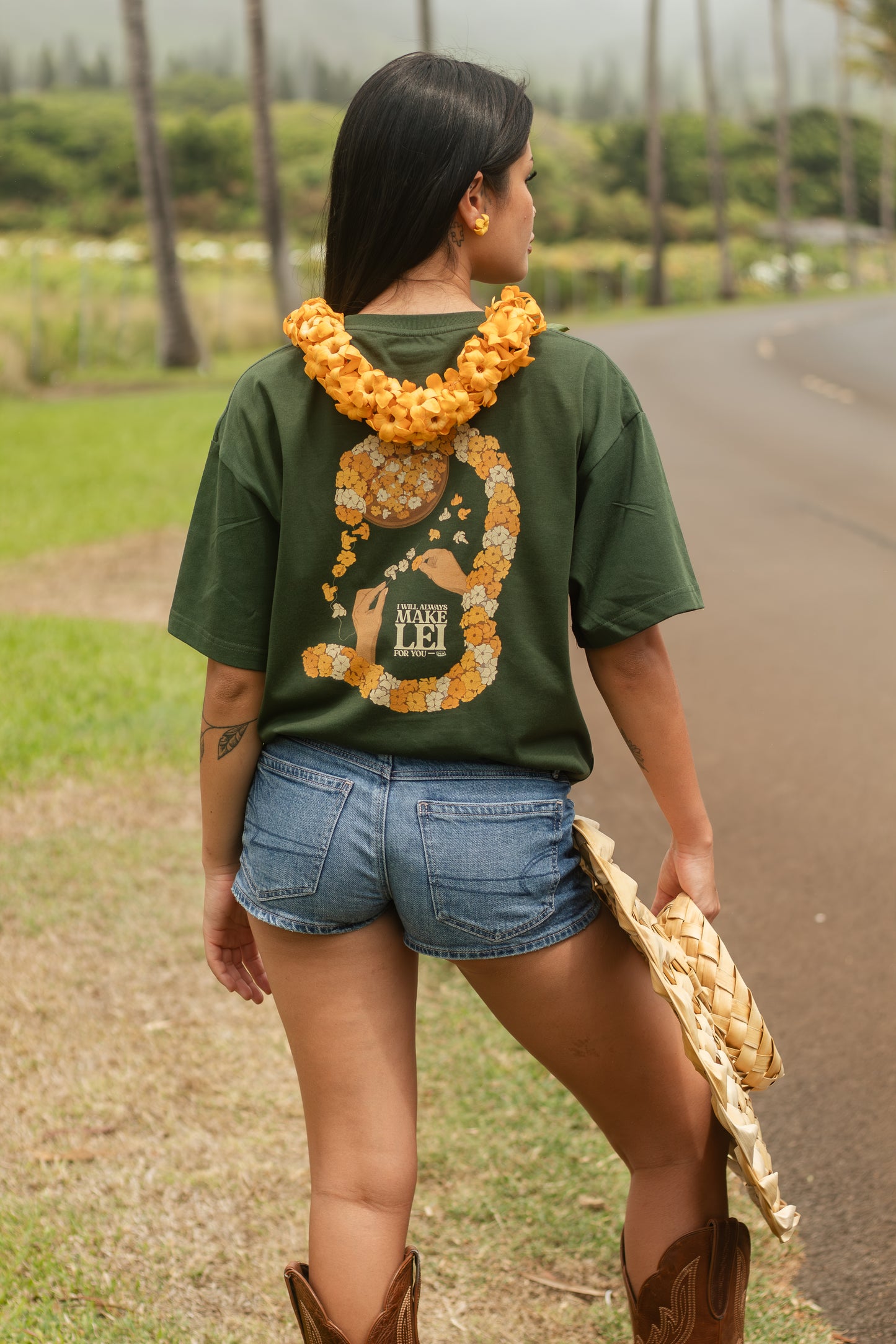 Lei of Love- Pua Kenikeni Make Lei Green Graphic Tee