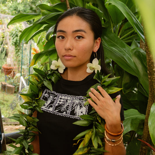 Lei of Love- Black Ti Leaf Cropped Baby Tee