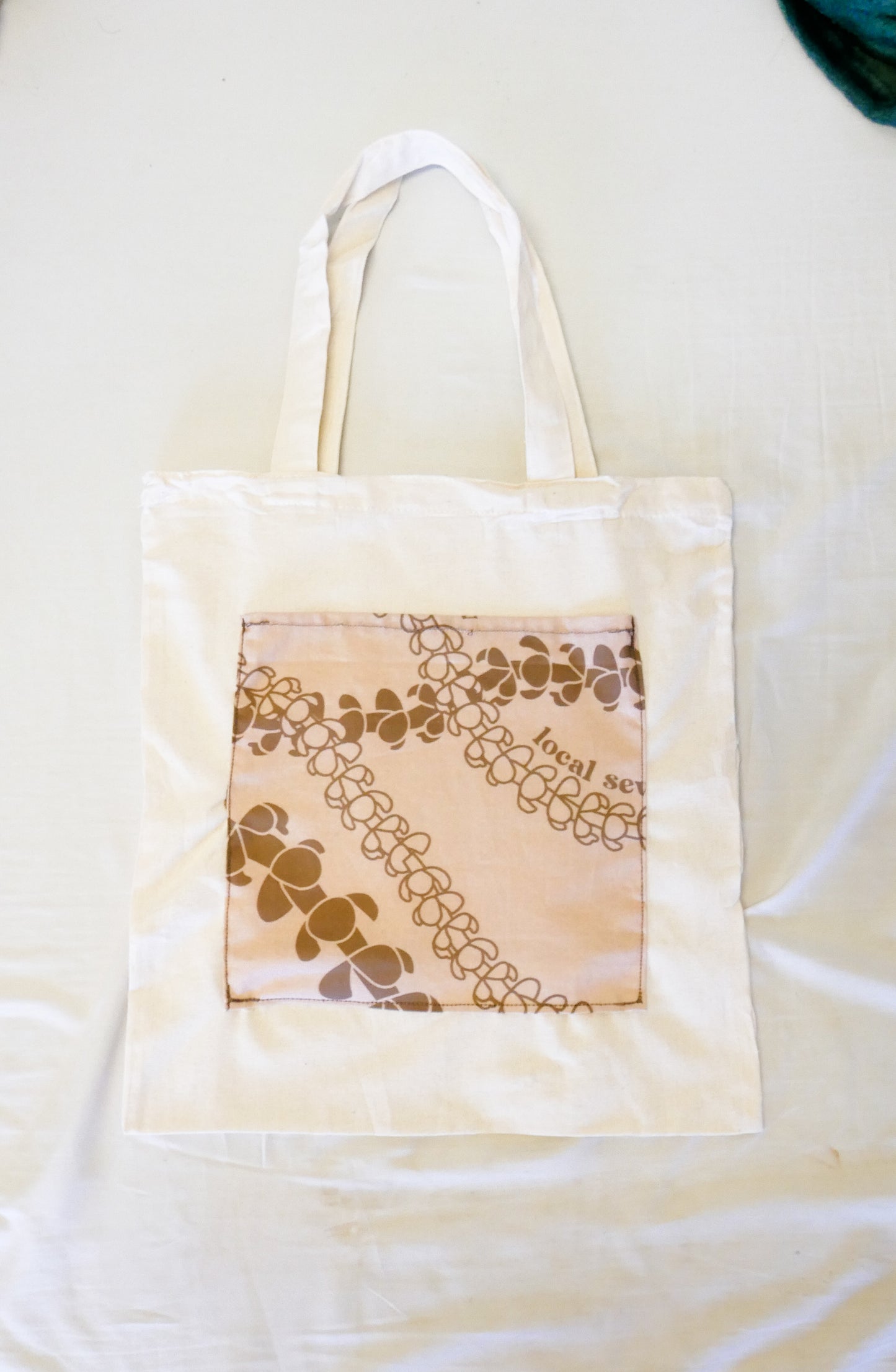 Kenzi- Beige Puakenikeni Pocket Tote Bag