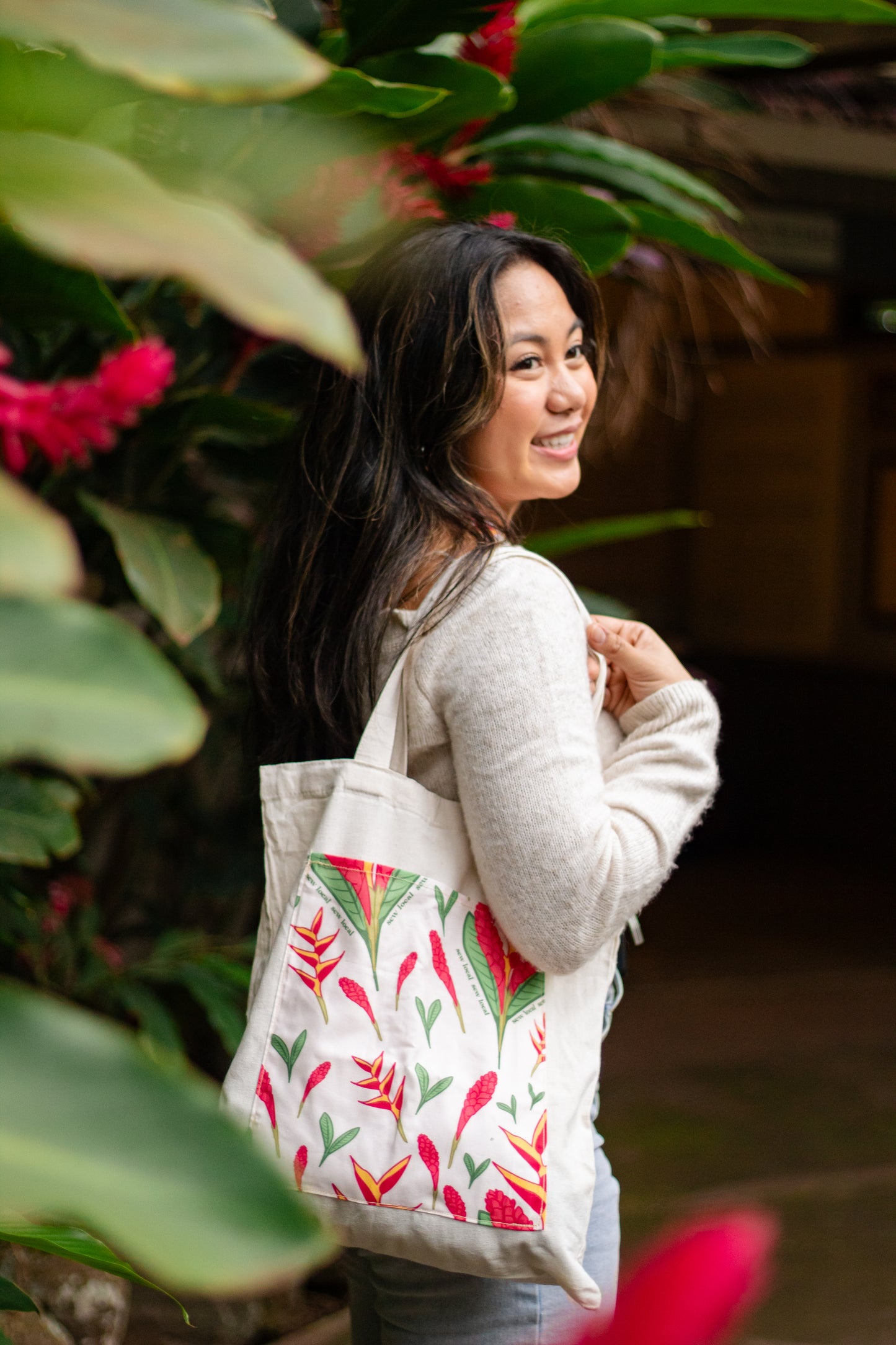 Market- Bird of Paradise & Red Ginger Pocket Tote Bag