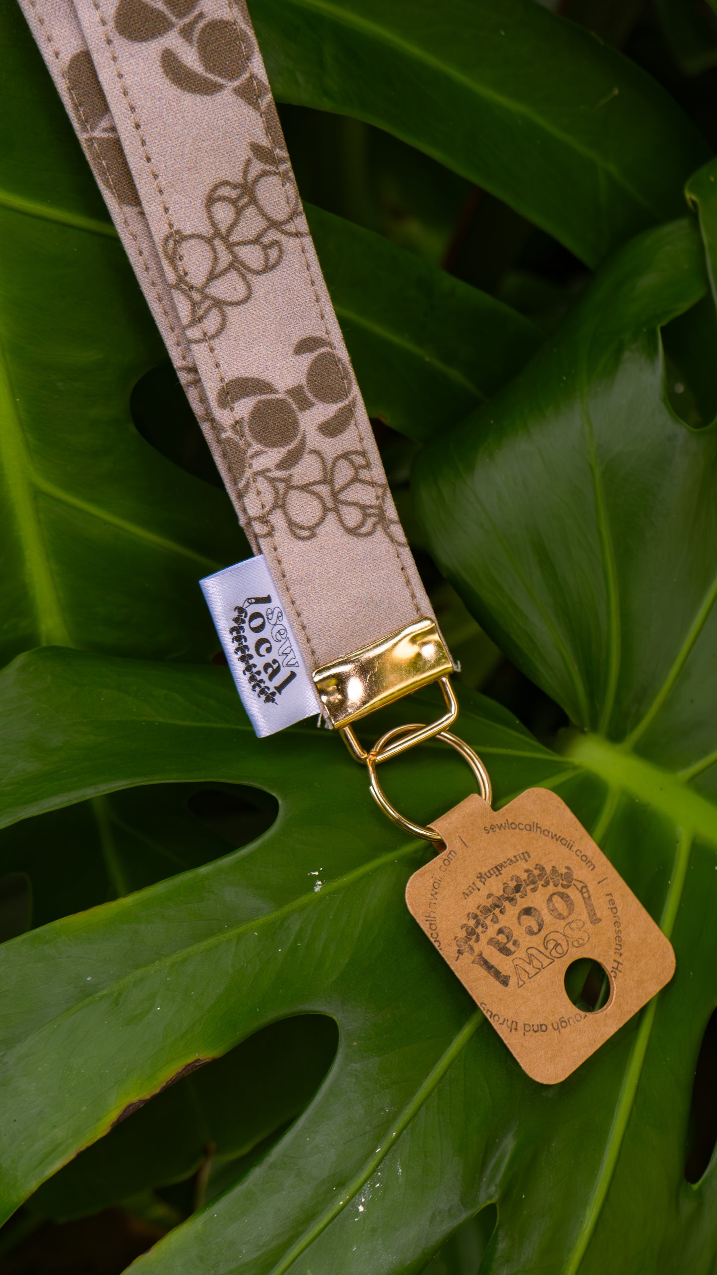 Kenzi- Beige Puakenikeni Lanyard