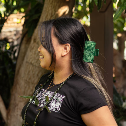 Lei of Love - Ti Leaf Hair Claw
