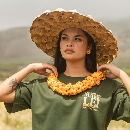 Lei of Love- Pua Kenikeni Make Lei Green Graphic Tee