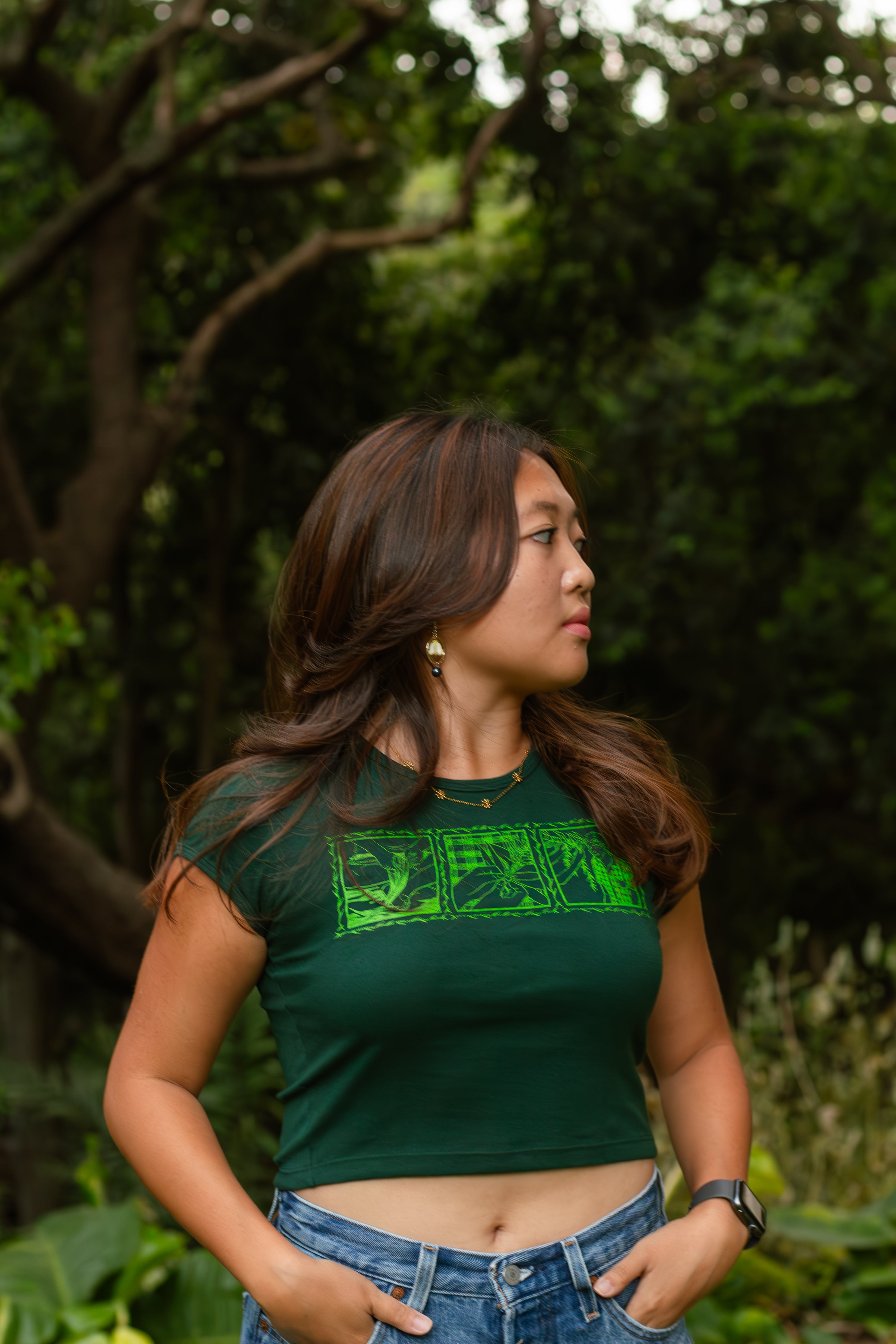 Lei of Love- Green Ti Leaf Cropped Baby Tee – Sew Local