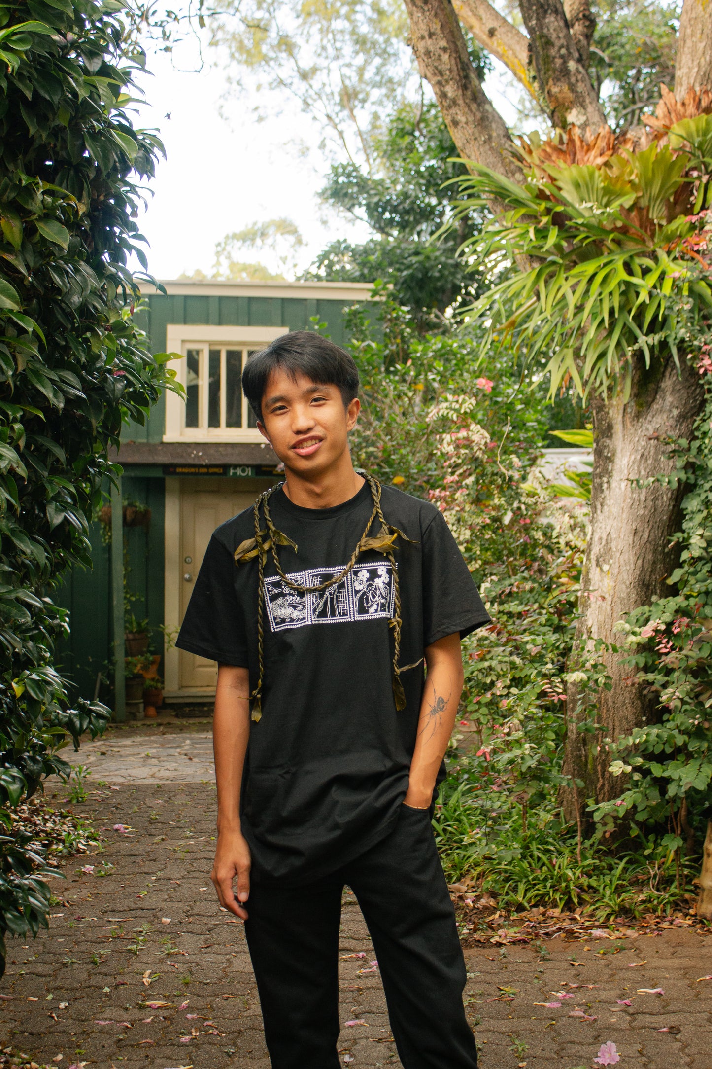 Lei of Love- Black Puakenikeni Crewneck Graphic Tee