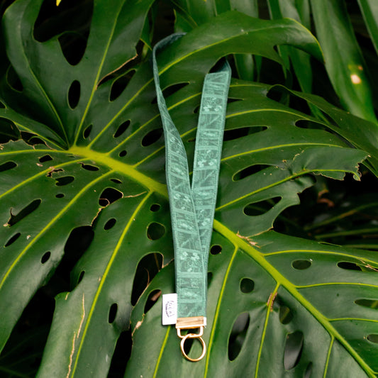 Lei of Love- Leina Lanyard