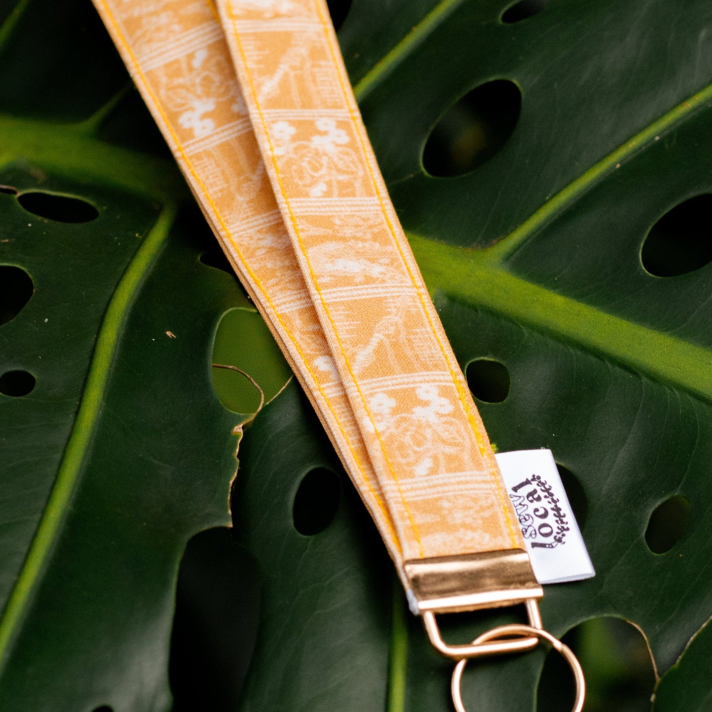 Lei of Love- Elina Lanyard