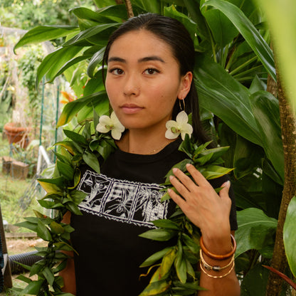 Lei of Love- Black Ti Leaf Cropped Baby Tee