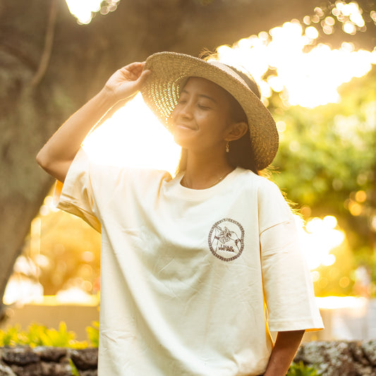 Da Pua Pickers- Beige Graphic Tee