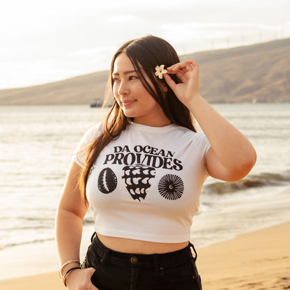 Hawaii Provides-Shells White Cropped Baby Tee